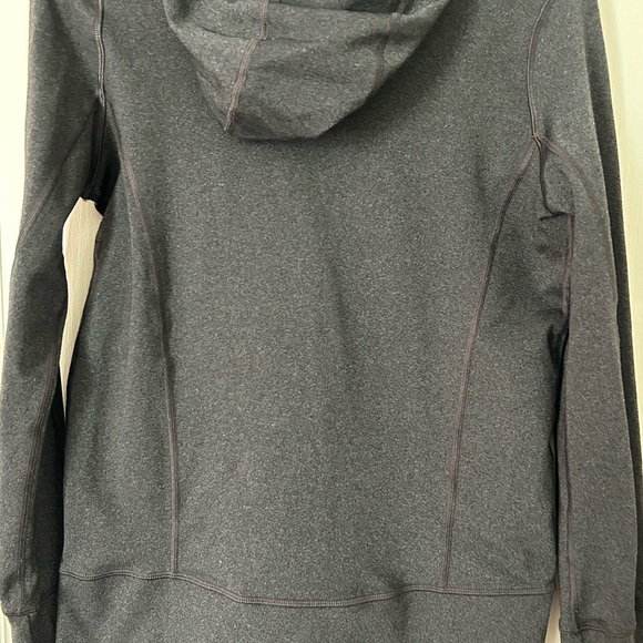 Lululemon zip up hoodie/jacket. Size 6. - Picture 2 of 6